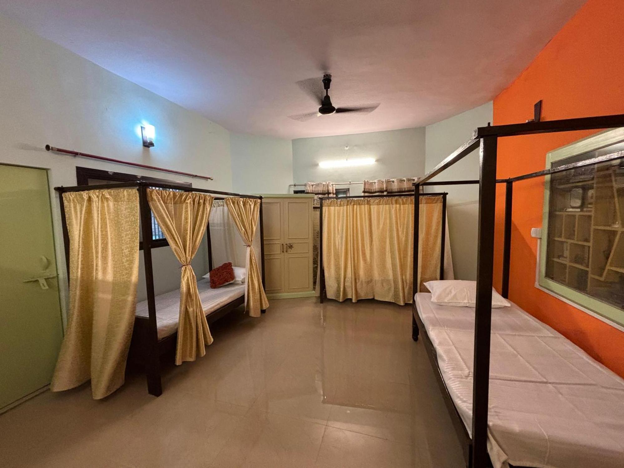 The Noor House Homestay อัครา ภายนอก รูปภาพ