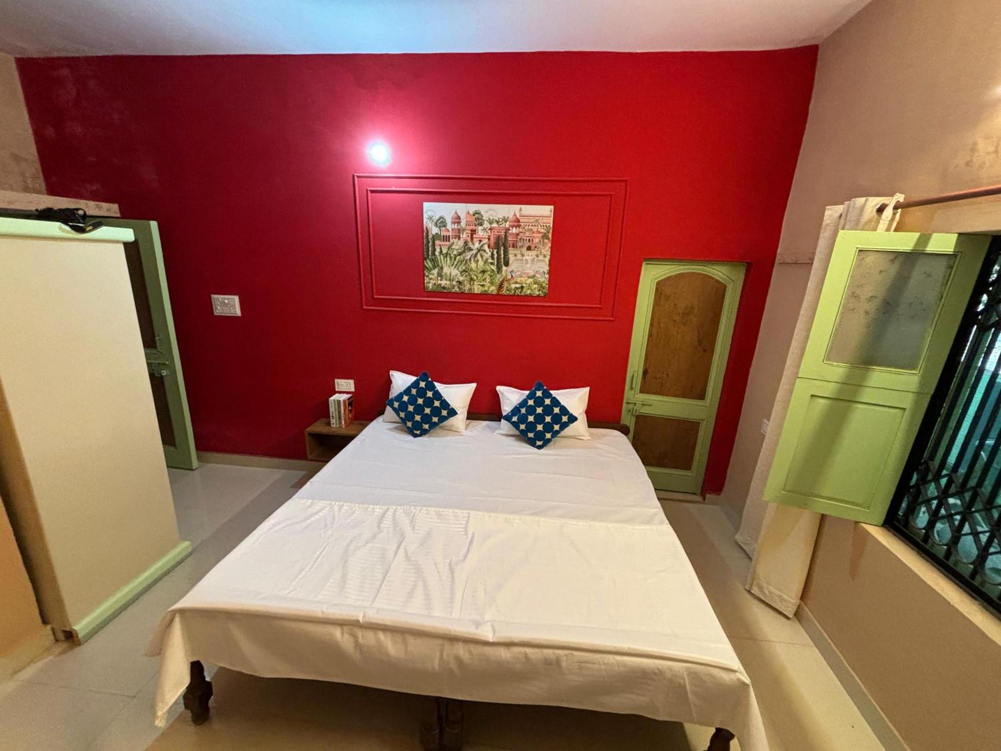 The Noor House Homestay อัครา ภายนอก รูปภาพ