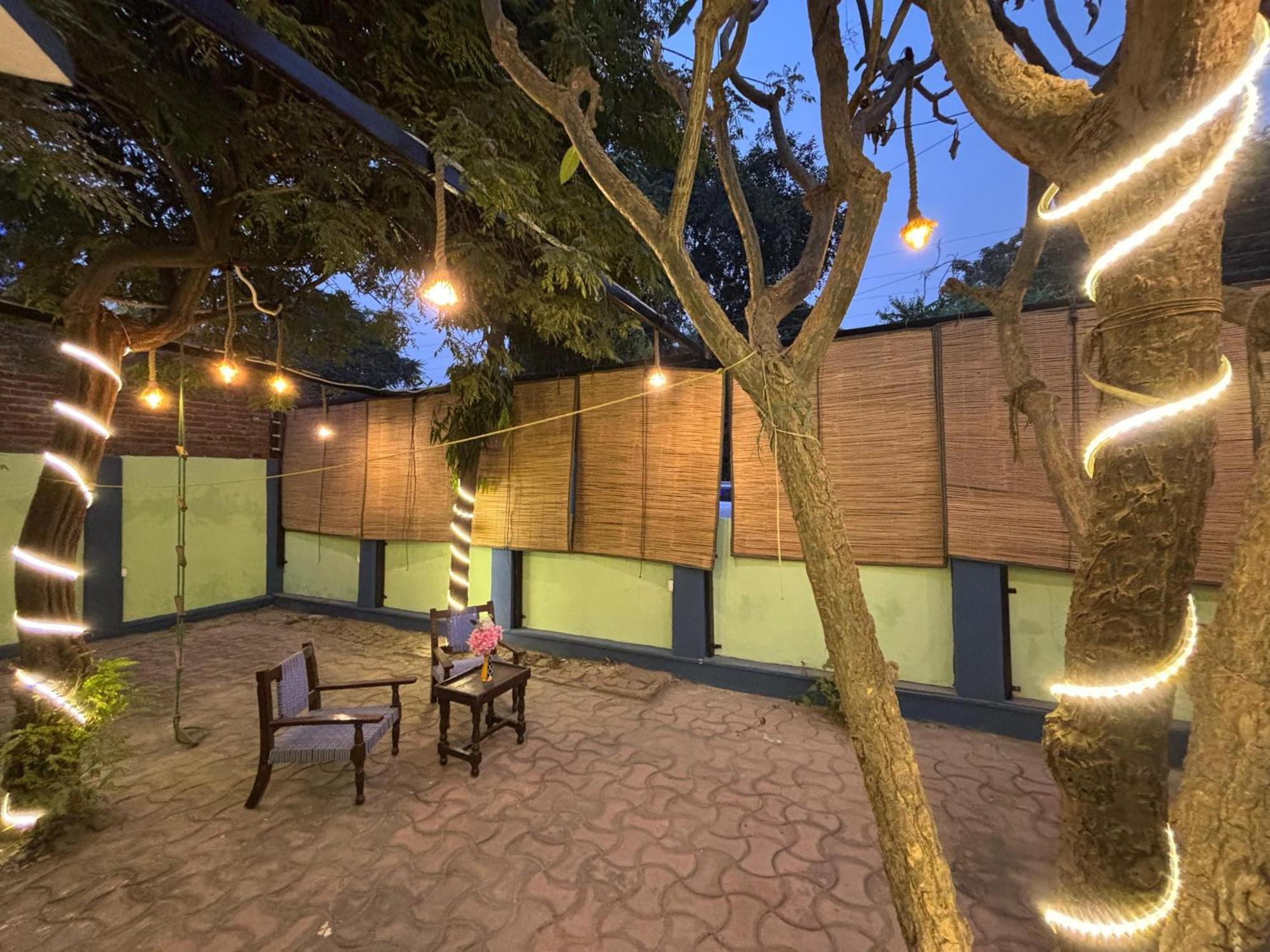 The Noor House Homestay อัครา ภายนอก รูปภาพ
